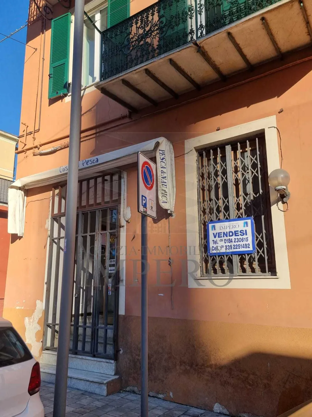 Immagine per Locale commerciale in vendita a Ventimiglia via Trossarelli 5