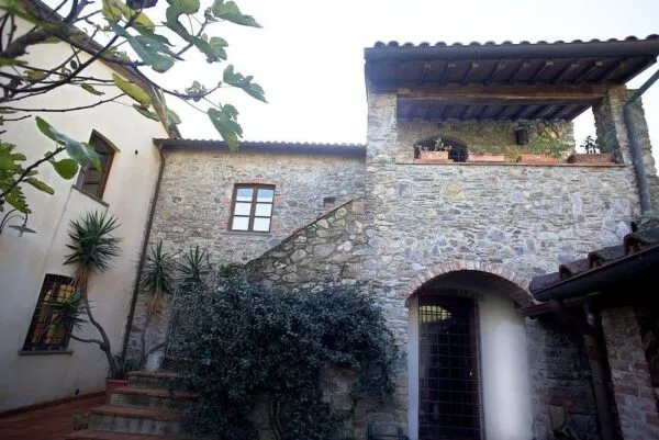 Casa via Maestà, Ameglia