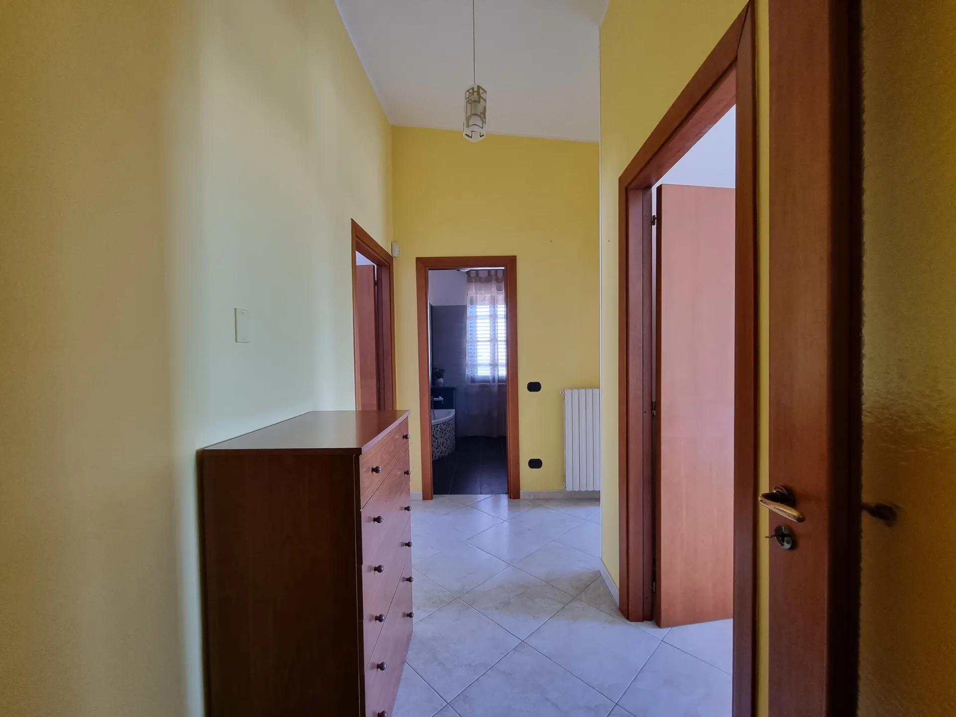 Immagine per Appartamento in affitto a Catanzaro viale Crotone 149
