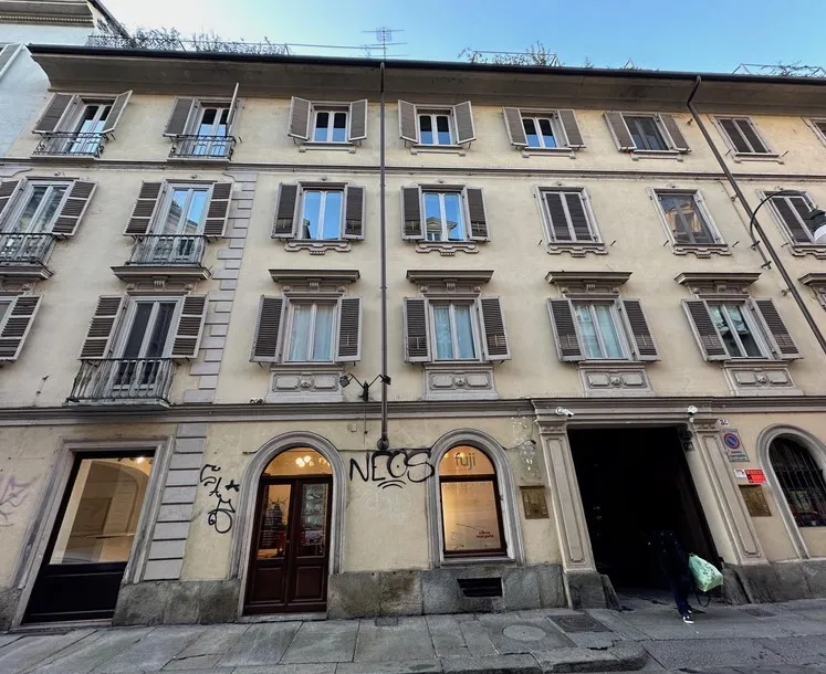 Immagine per Locale commerciale in asta a Torino via Della Rocca 34