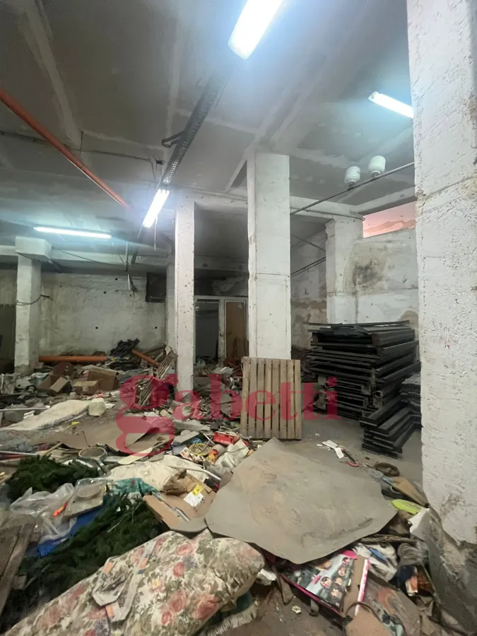 Immagine per Magazzino in vendita a Palermo via Giovanni Argento