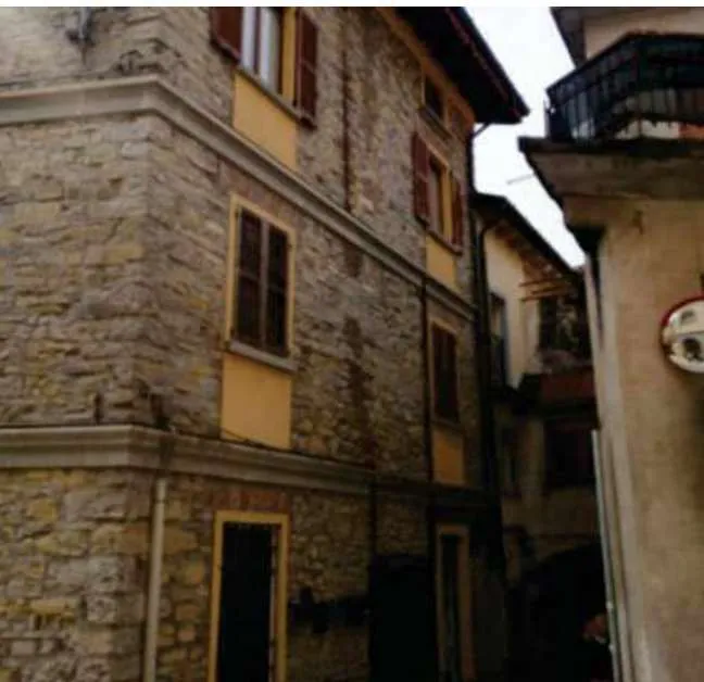 Immagine per Appartamento in asta a Bisuschio via Gariboldi 3