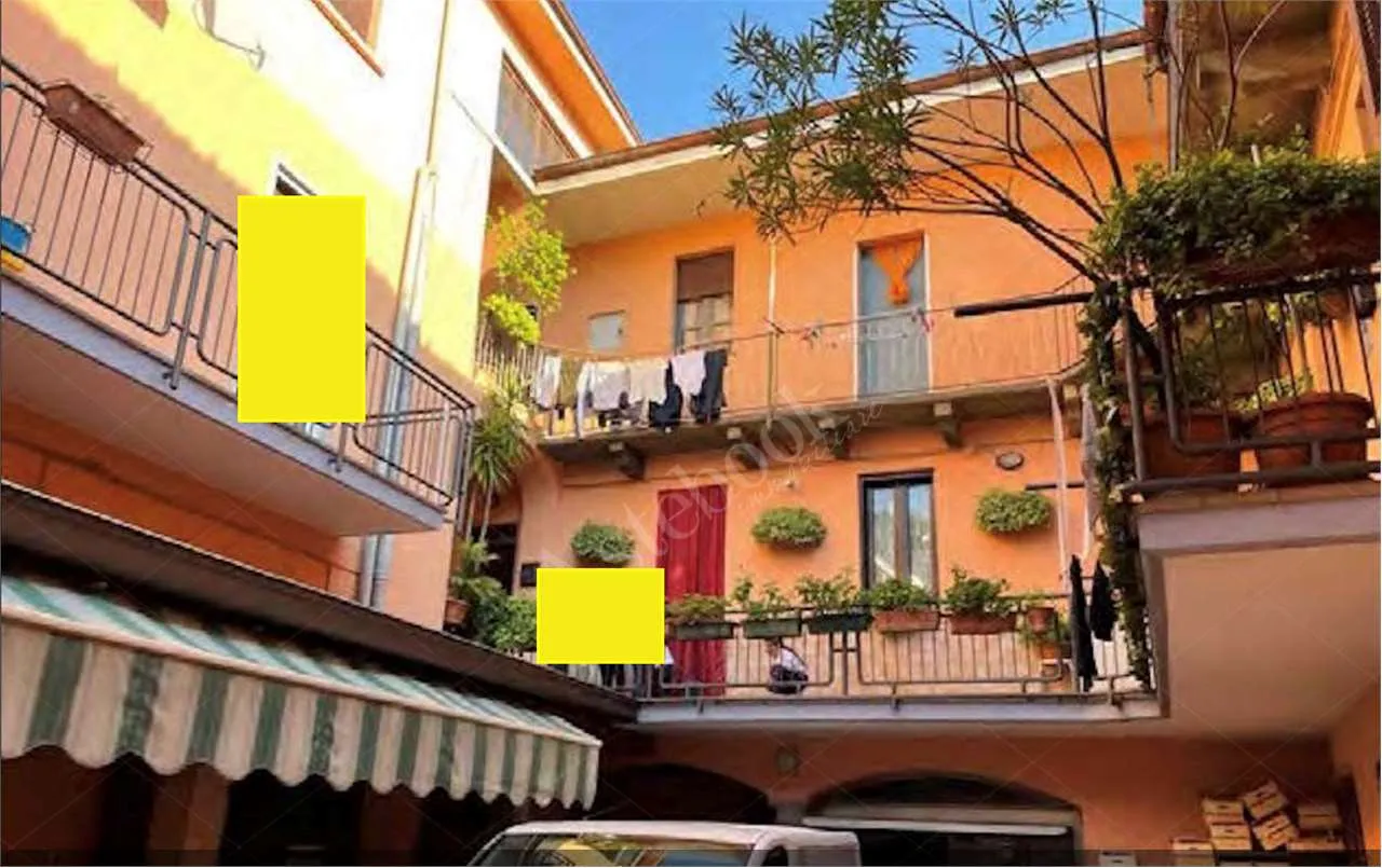 Immagine per Appartamento in asta a Oggiono via Largo Piazzola 2