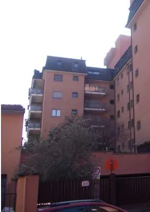 Immagine per Stabile - Palazzo in asta a Milano via Remo La Valle 3