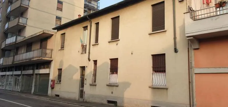 Immagine per Stabile - Palazzo in asta a Cinisello Balsamo via Curiel 5