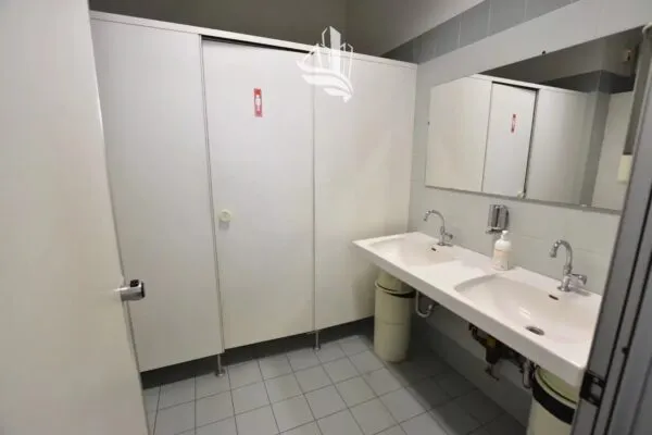 Capannone via Galvani, Bolzano