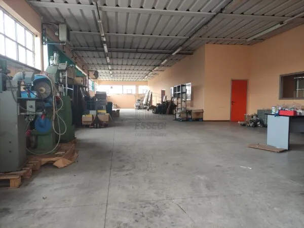 Industriale 121, Porcari