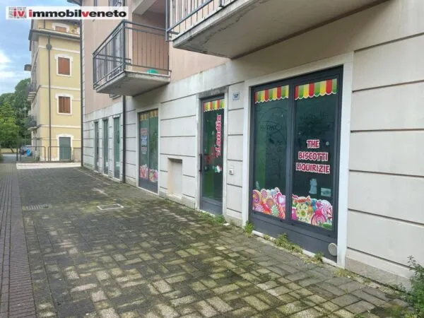 Negozio via Roma, Lonigo