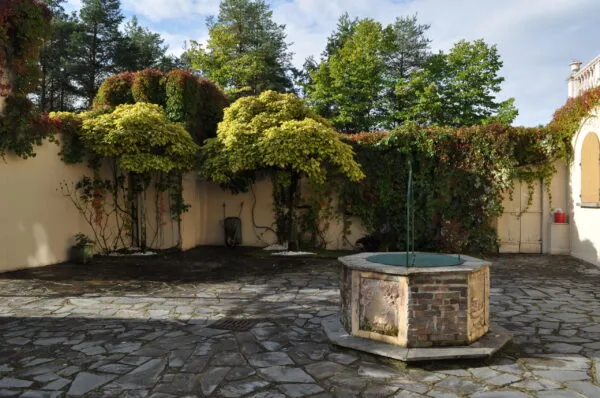 Villa via Provinciale Pellegrino, Varano De' Melegari