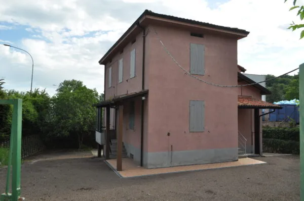 Villa Bifamiliare via Citerna Taro, Fornovo Di Taro
