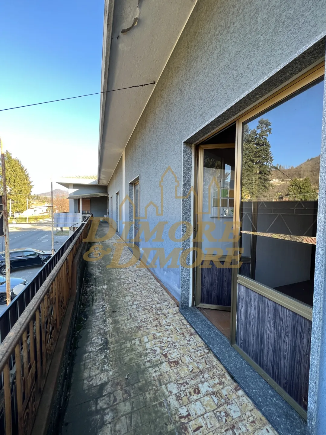 Immagine per Locale commerciale in vendita a Cuveglio via Battaglia San Martino 72