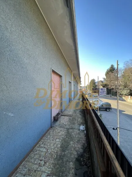 Locale Commerciale via Battaglia San Martino 72, Cuveglio
