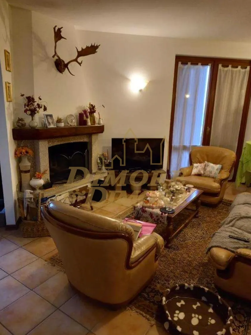 Immagine per Villa in vendita a Dormelletto via Monte Bianco 8