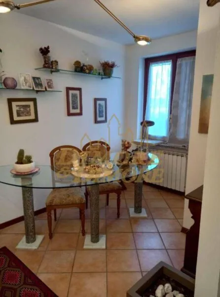 Villa via Monte Bianco 8, Dormelletto