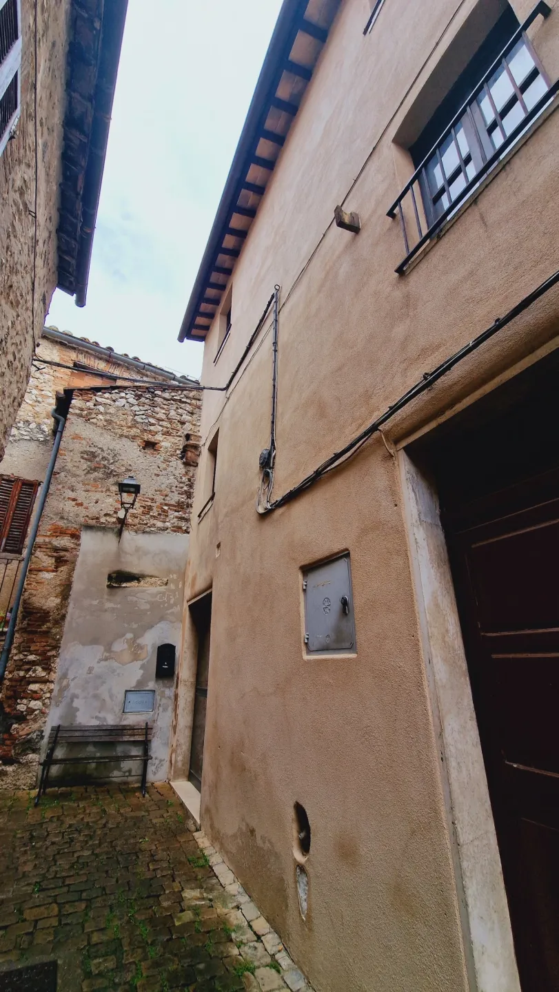 Immagine per Quadrilocale in vendita a Lugnano in Teverina via Duca Degli Abruzzi 47