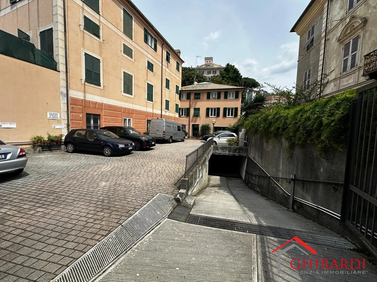 Immagine per Garage Singolo in vendita a Genova via Merano 1A