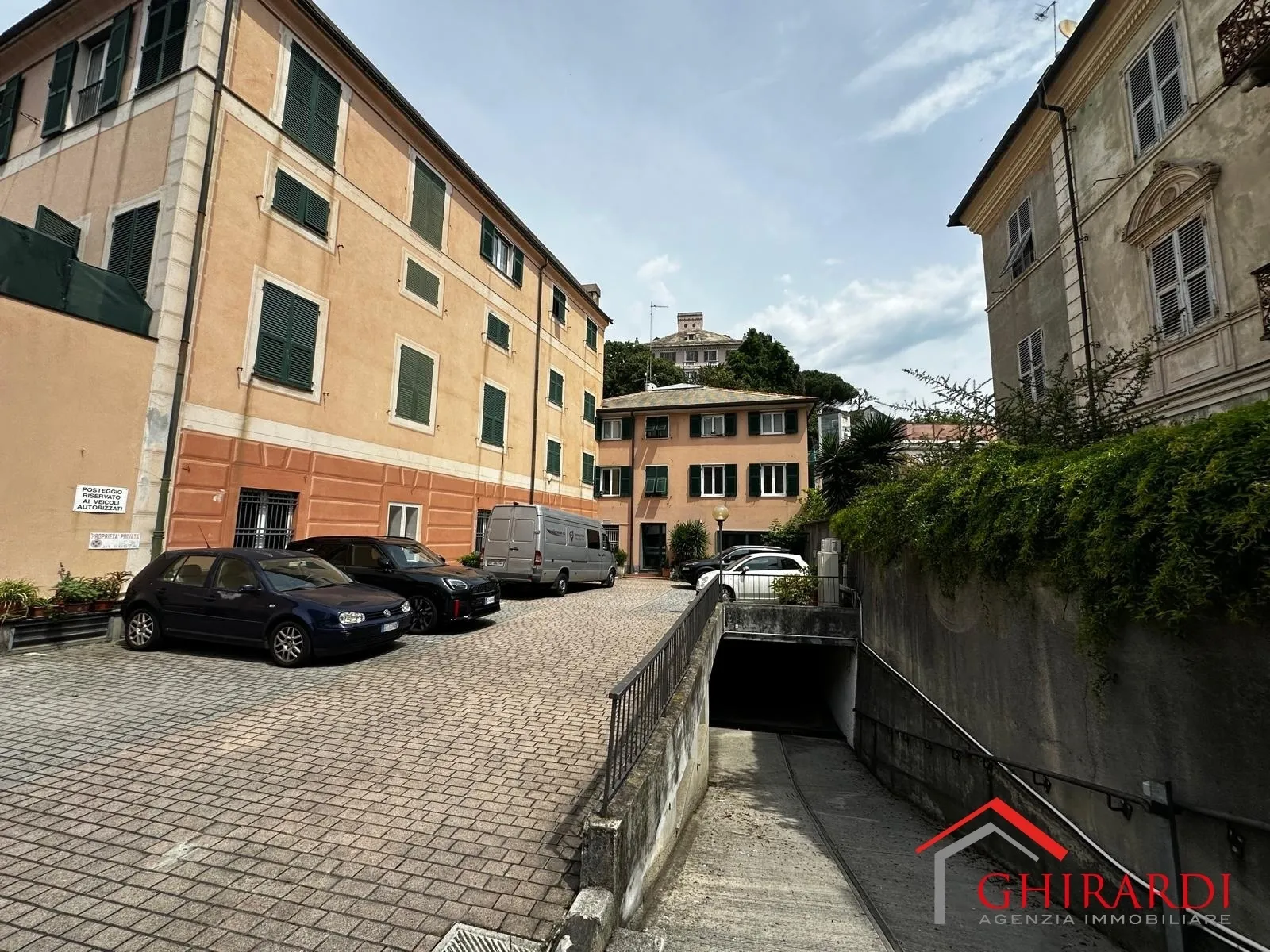 Immagine per Garage Singolo in vendita a Genova via Merano 1A