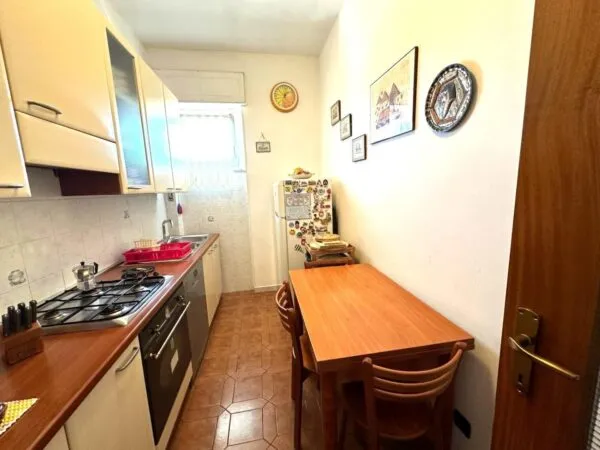 Appartamento via Fratelli Rosselli 58, Luni