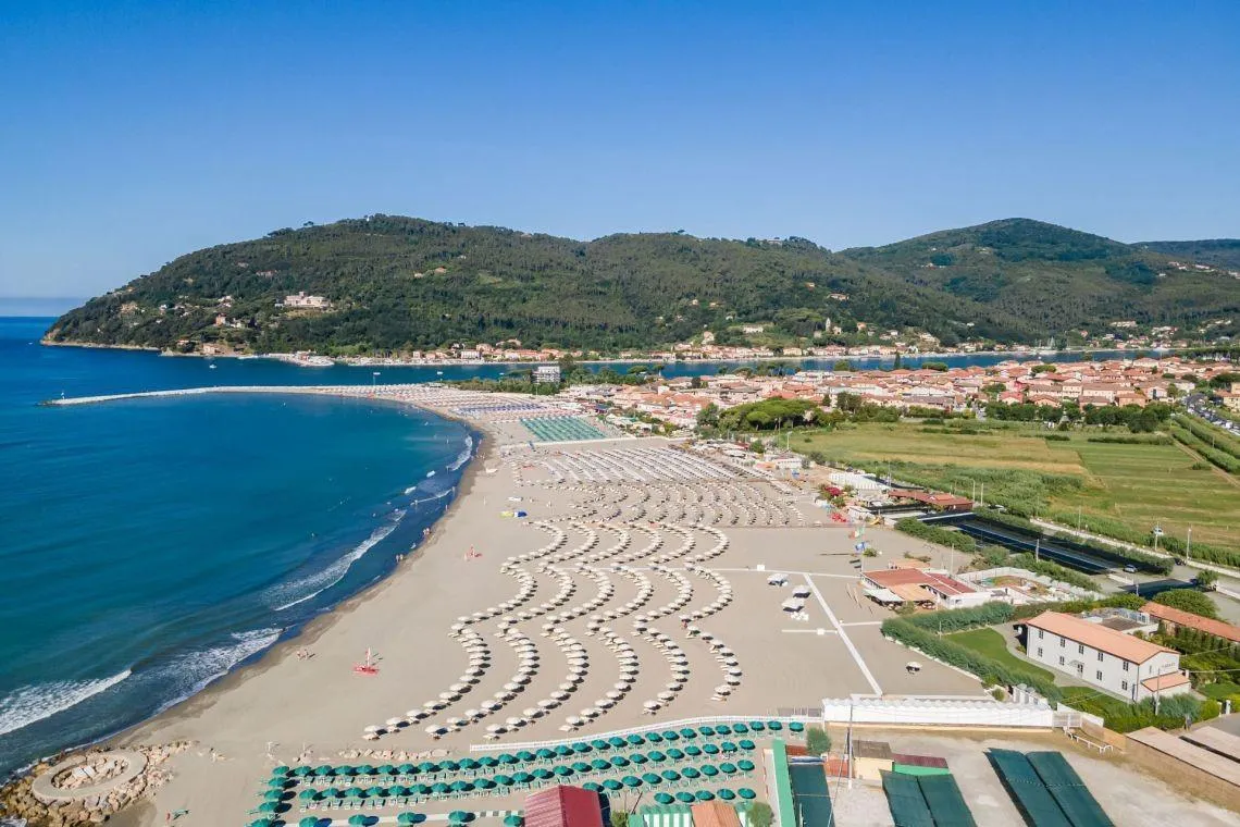 Immagine per Appartamento in vendita a Luni via Fratelli Rosselli 58
