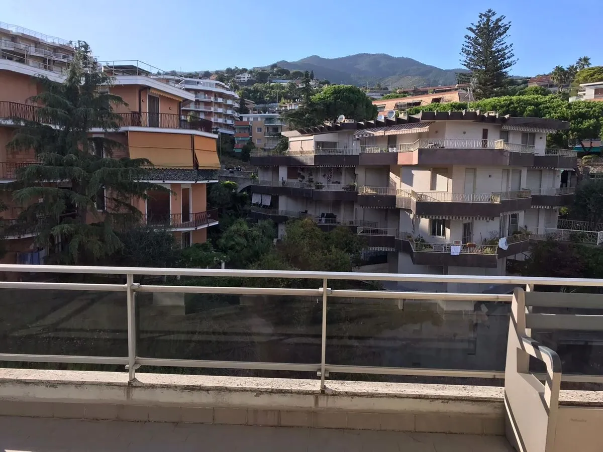 Immagine per Appartamento in vendita a Sanremo via Padre Semeria 95