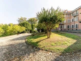 Trilocale via Alla Villa Quiete 15, Borgo Po, Torino
