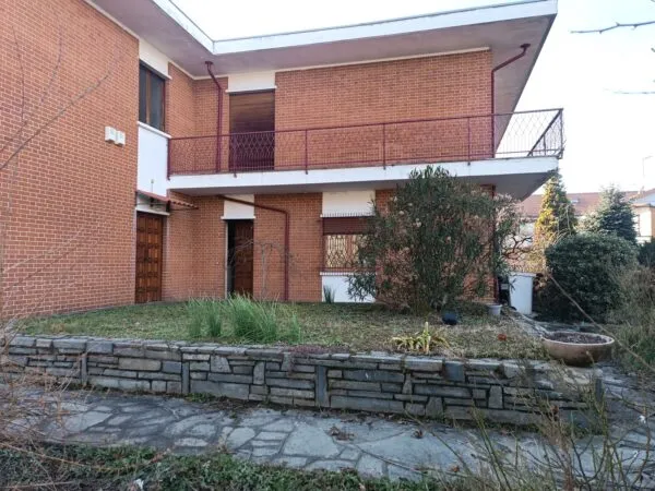 Stabile via Guglielmo Marconi 10, Rivalta Di Torino