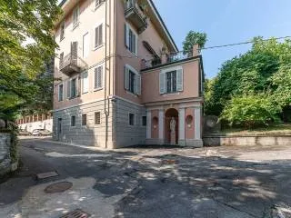 Trilocale via Alla Villa Quiete 15, Borgo Po, Torino