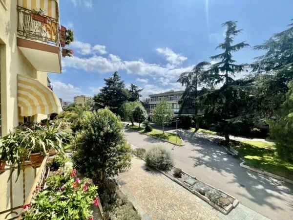 Quadrilocale viale Delle Palme, Taggia