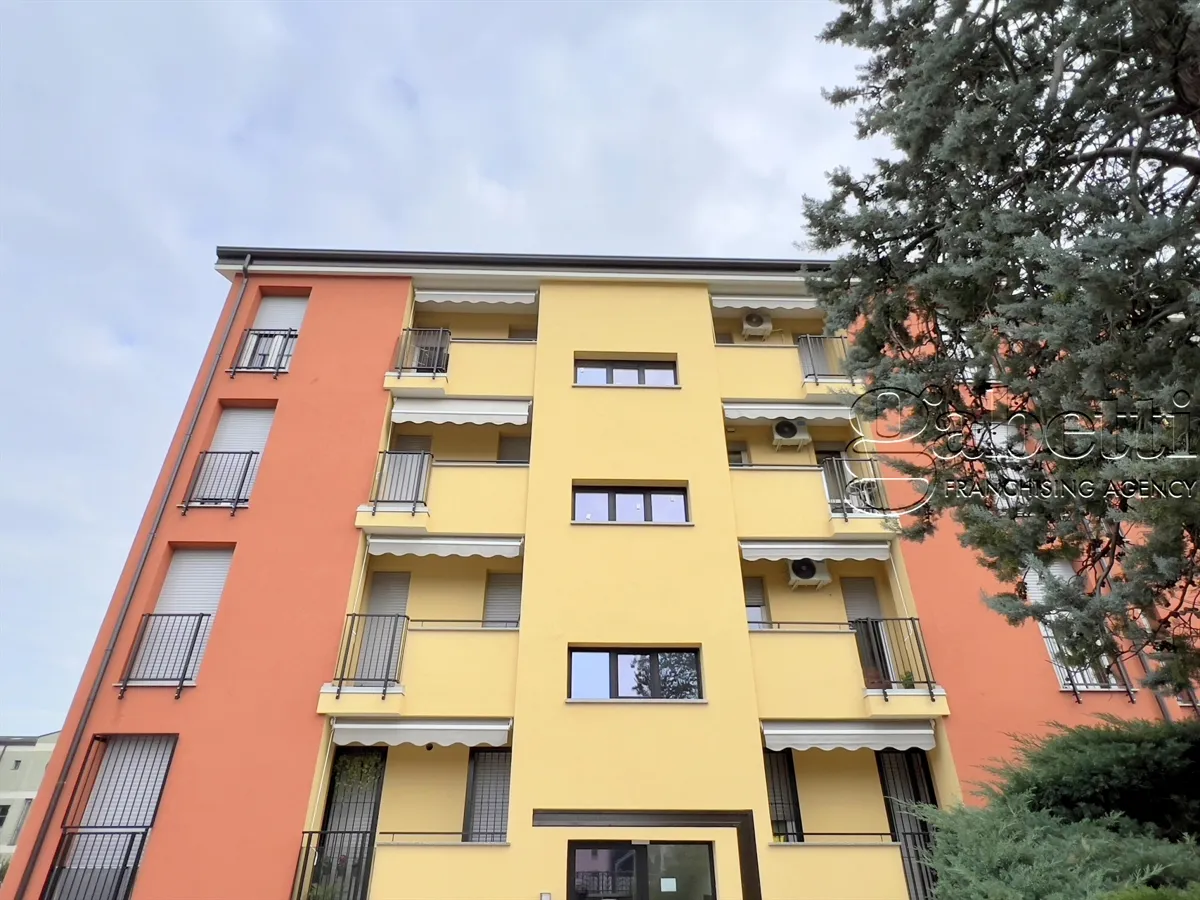 Immagine per Appartamento in vendita a Rho via Canova
