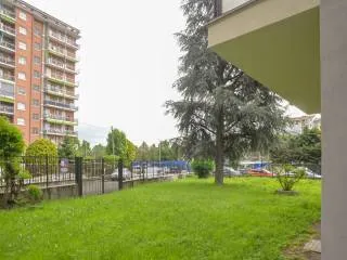 Immagine per Quadrilocale in Vendita a Torino Via Luigi Luzzatti 47