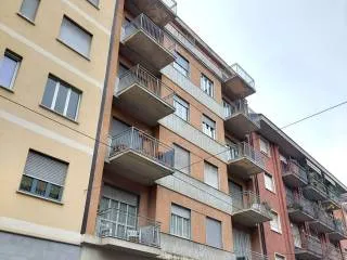 Trilocale via Bibiana 105, Borgo Vittoria, Torino