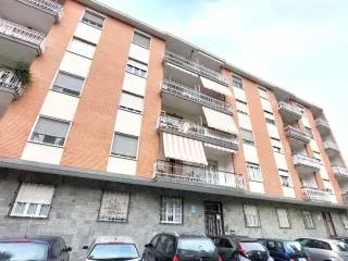 Quadrilocale via Iv Novembre 38, San Mauro Torinese