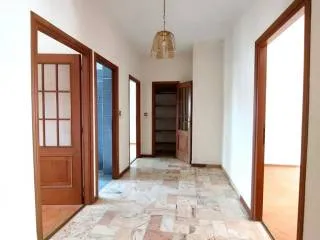 Quadrilocale via Iv Novembre 38, San Mauro Torinese