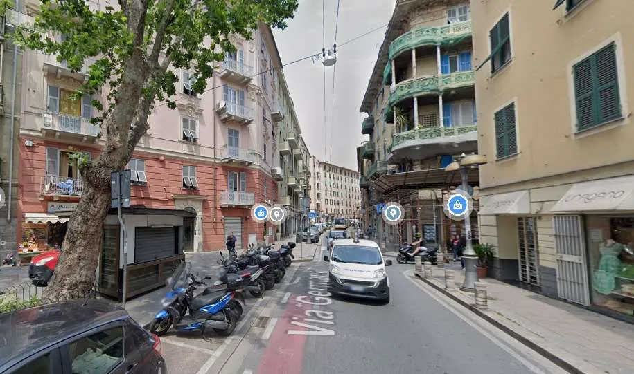 Immagine per Appartamento in asta a Genova piazza Petrella 3