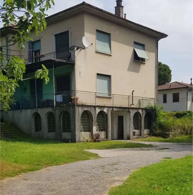 Immagine per Casa indipendente in asta a Travedona-Monate via Guglielmo Marconi 7