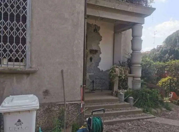 Immagine per Villa in asta a Legnano via Montebello 31