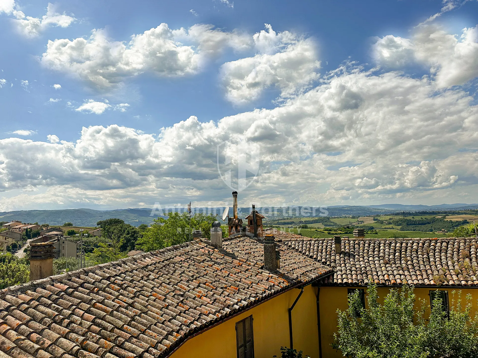 Immagine per Trilocale in vendita a Todi via Vocabolo Santi Deu