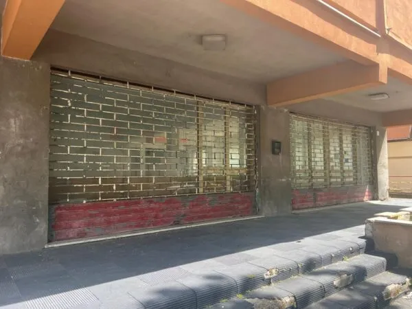 Locale Commerciale via Ludovica, Lucca