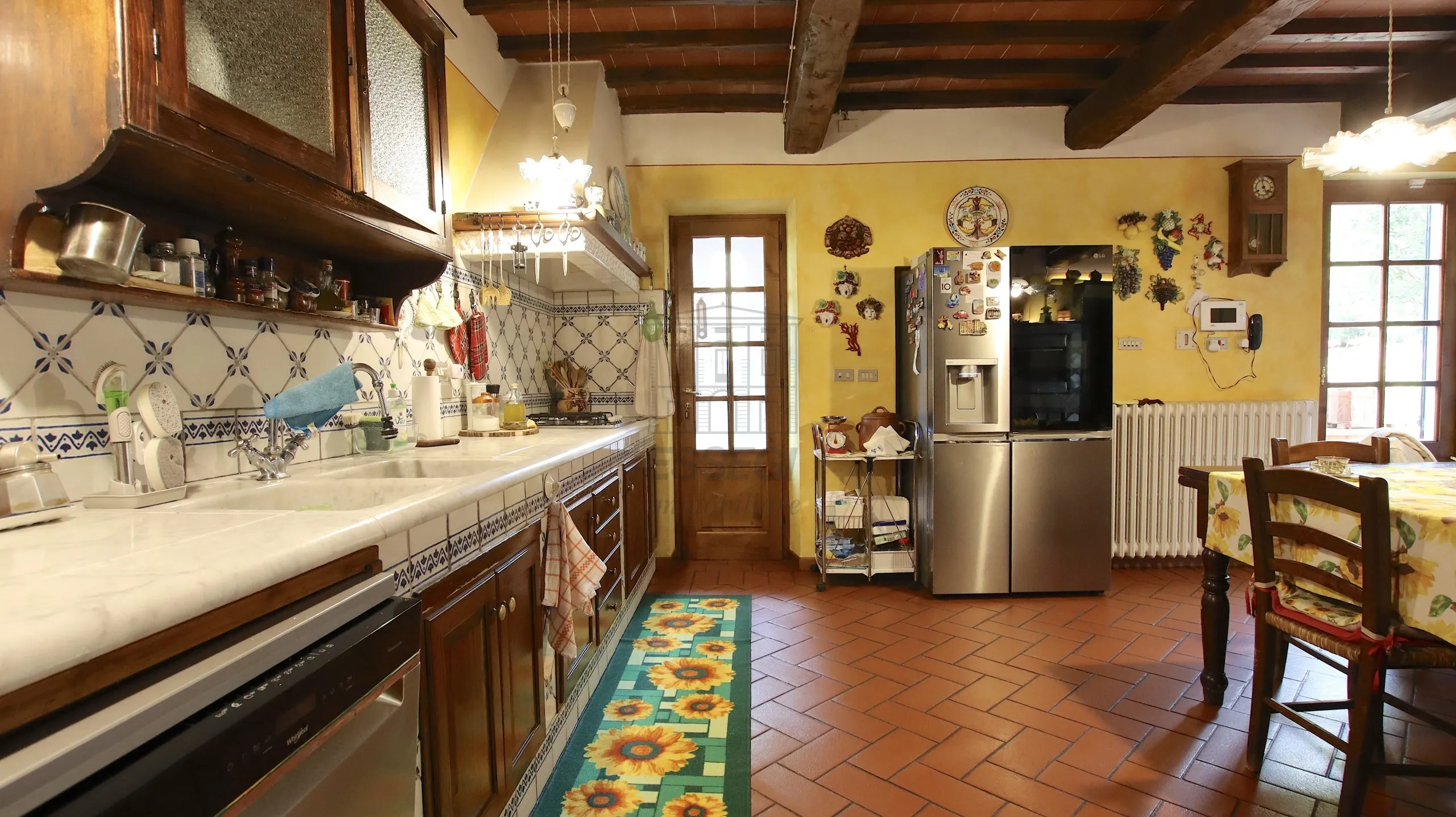 Immagine per Casale in vendita a Lucca via Pieroni