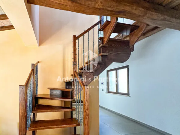 Villa Bifamiliare viale Tiberina, Todi