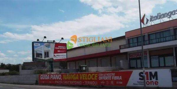 Locale Commerciale via Corsica, Termoli