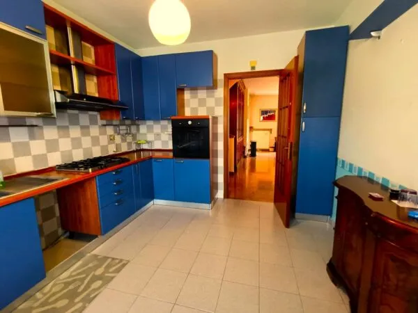 Appartamento via Villarbasse 32, Torino