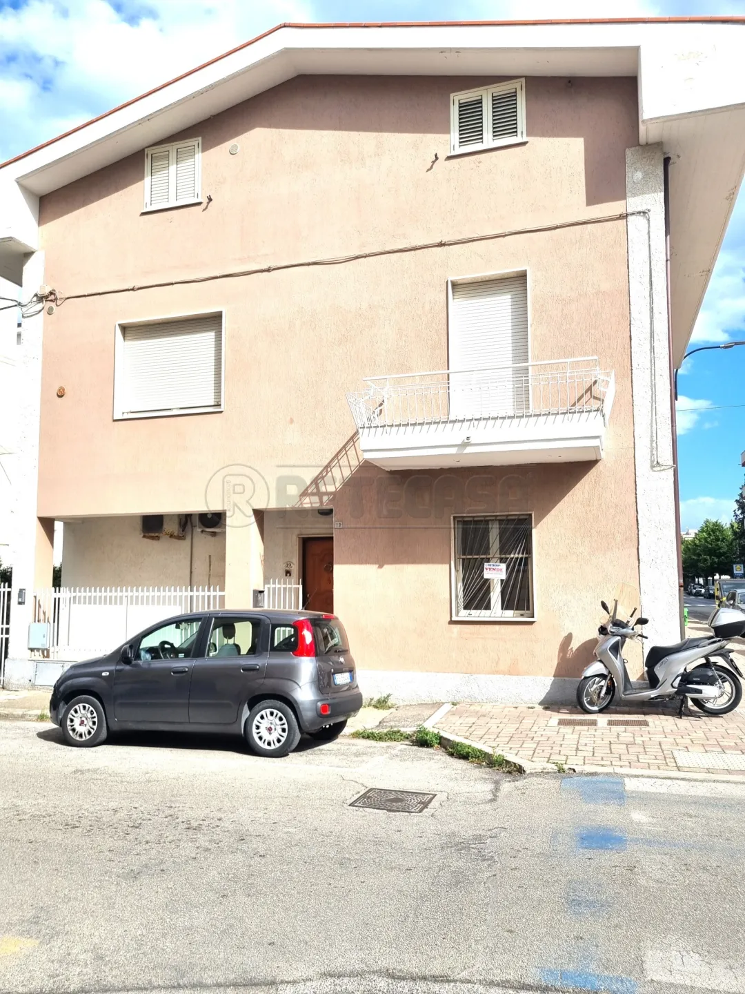 Immagine per Bilocale in vendita a Pescara via Segantini 19