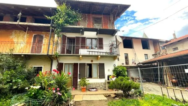 Terratetto via Parrocchia 45, Grosso