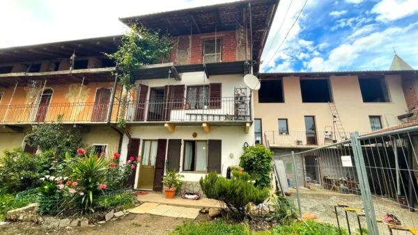 Terratetto via Parrocchia 45, Grosso