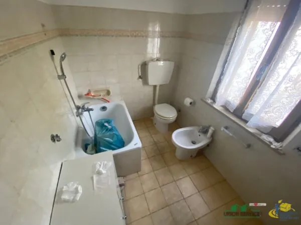 Porzione Di Casa strada Mulino Segantini Stecchina, Medesano