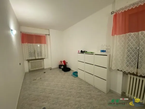Trilocale via Corridoni, Medesano
