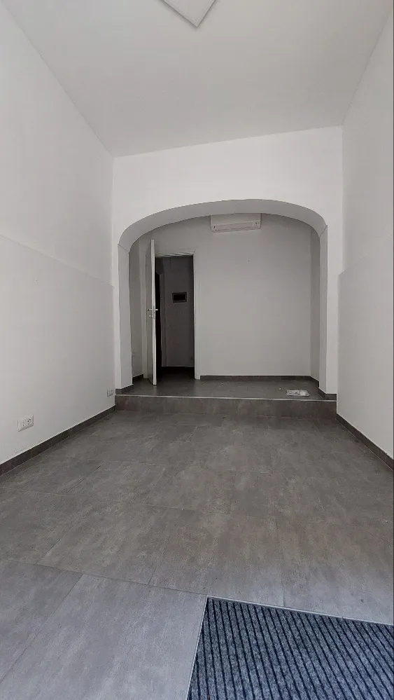 Immagine per Locale commerciale in affitto a Parma strada Xxii Luglio 5