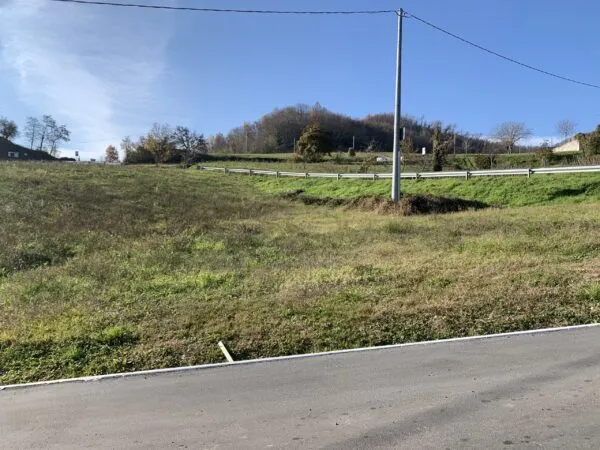 Terreno Edificabile strada Manzano, Langhirano