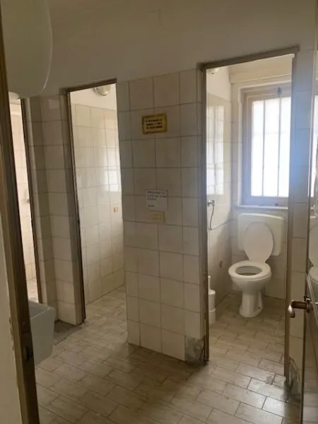 Capannone via Mantova, Parma